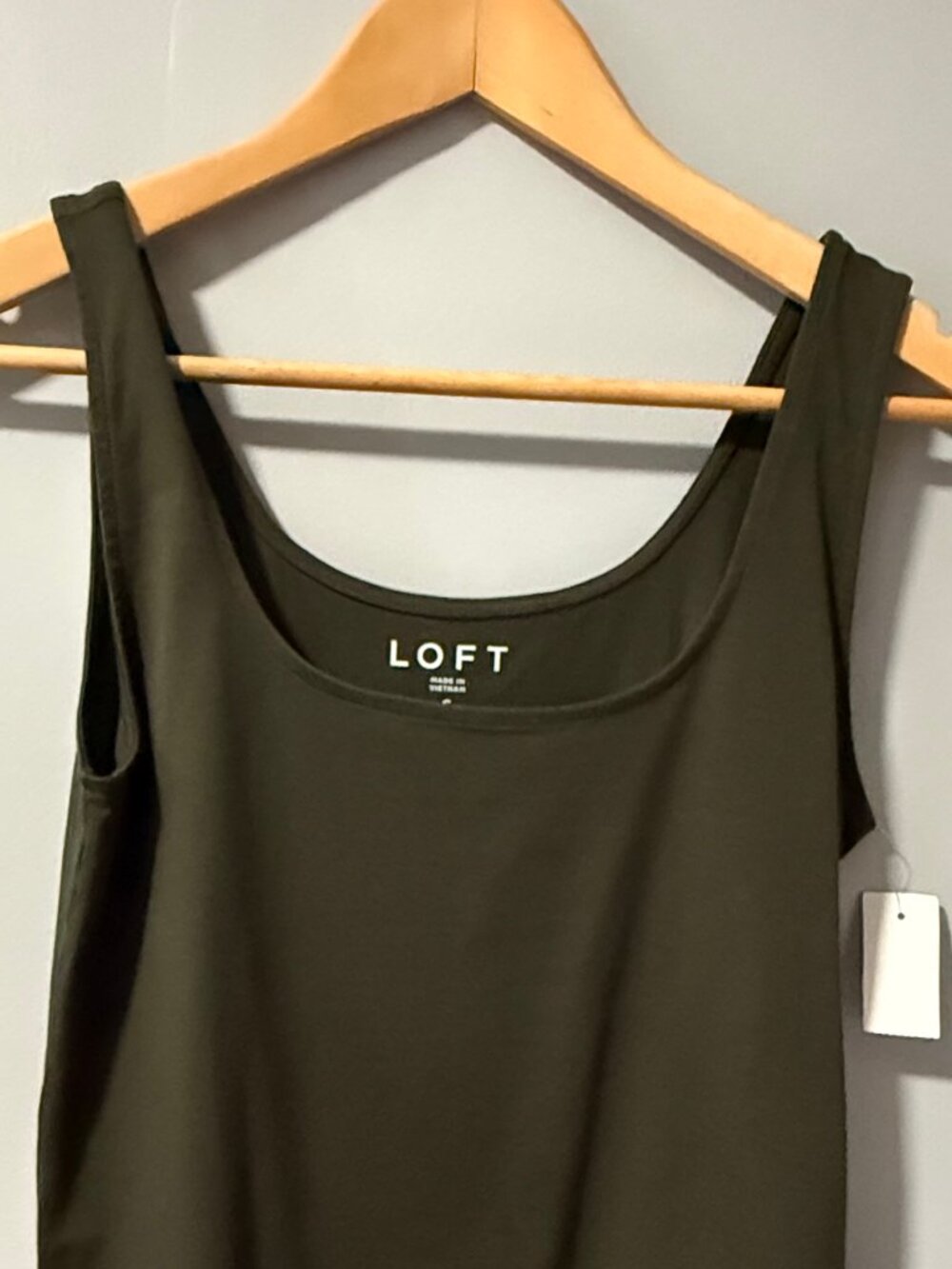 LOFT Scoop-Neck Tank – Olive
